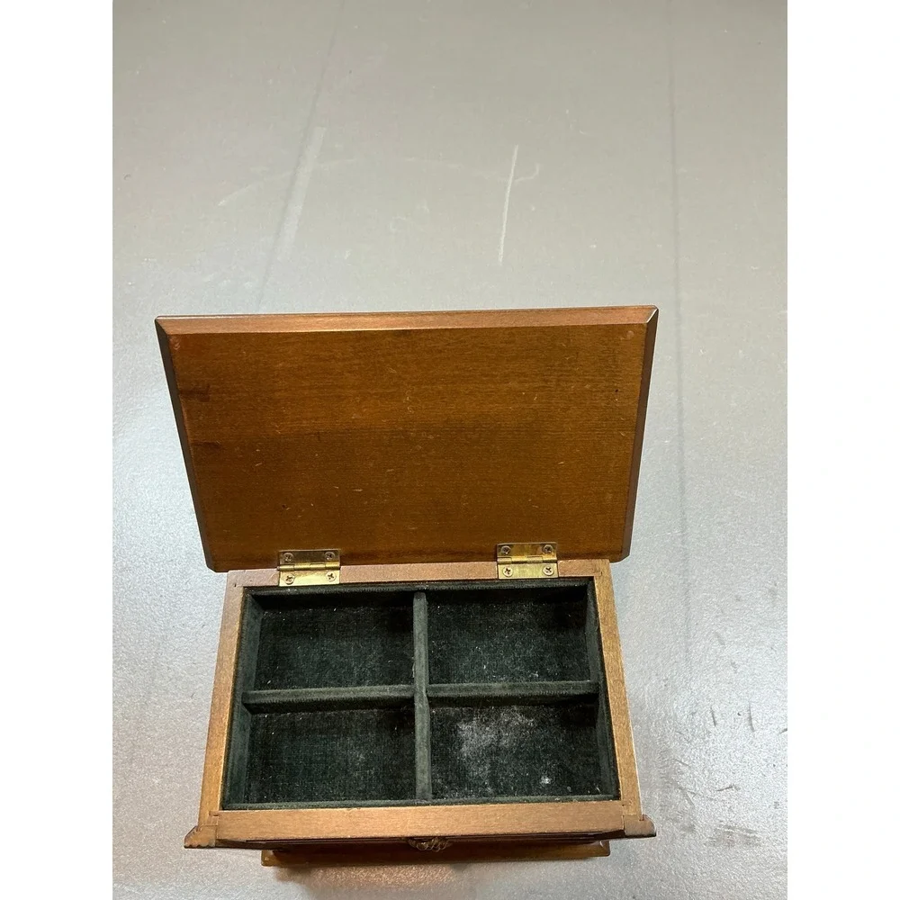 N/A vintage wooden